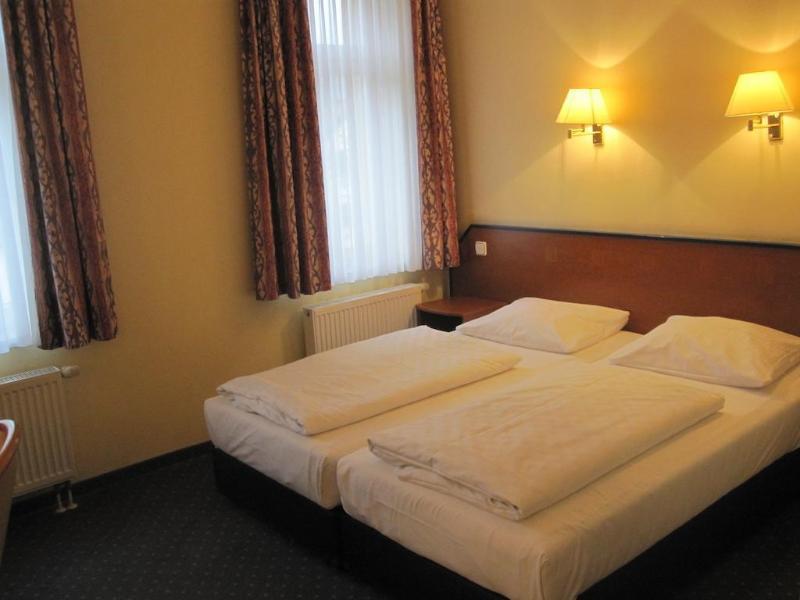 Hotel Amadeus Dresden Neustadt Exteriör bild